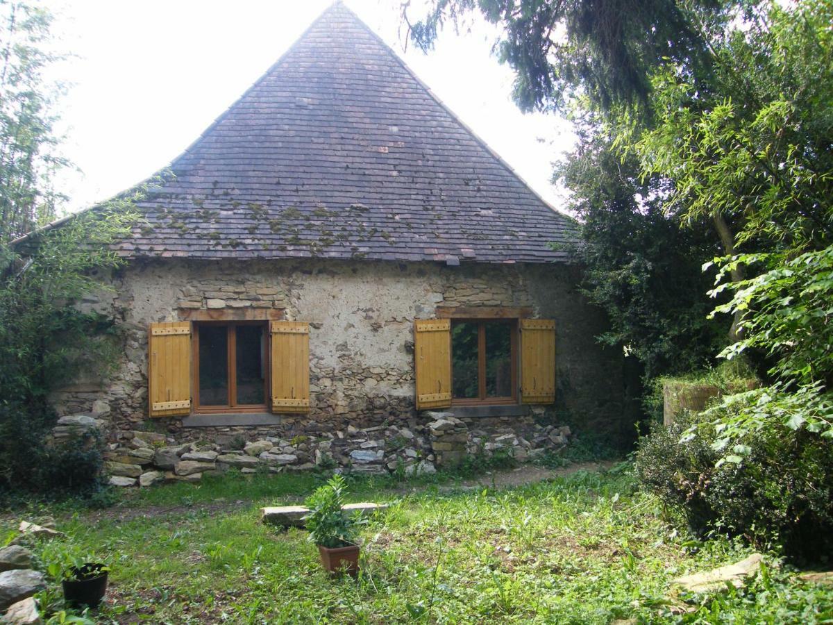 Pear Tree Gite Genis ภายนอก รูปภาพ